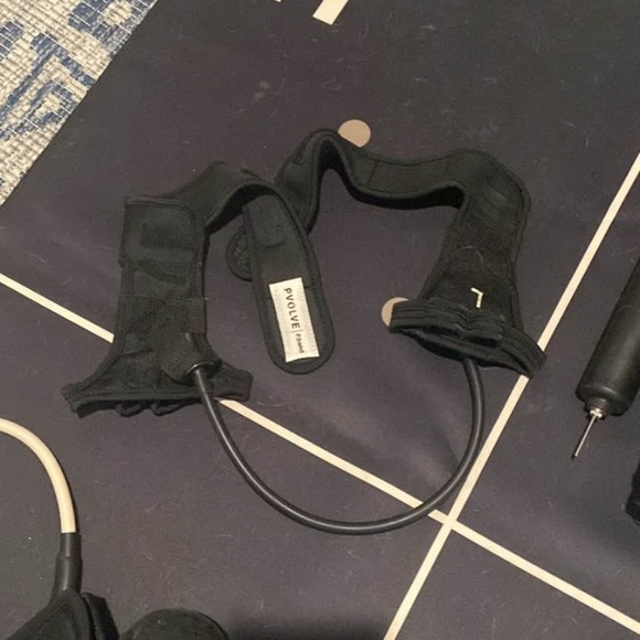 Pvolve Bundle - Picture 4 of 5